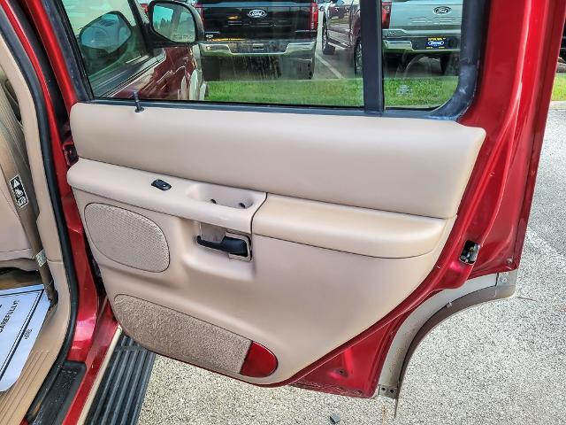2000 Ford Explorer Eddie Bauer