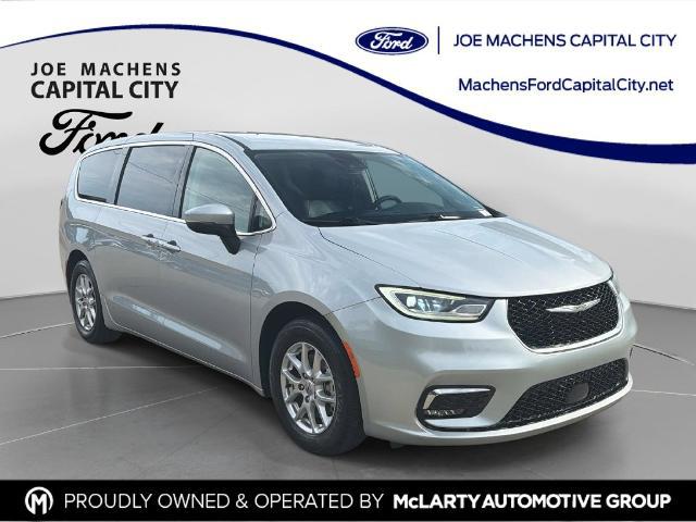 2023 Chrysler Pacifica Touring L for sale in Jefferson City, MO