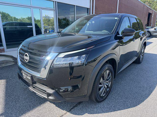 2022 Nissan Pathfinder S