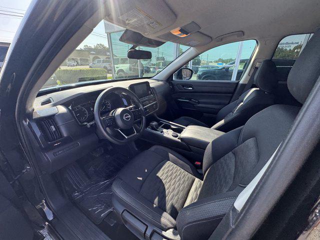 2022 Nissan Pathfinder S