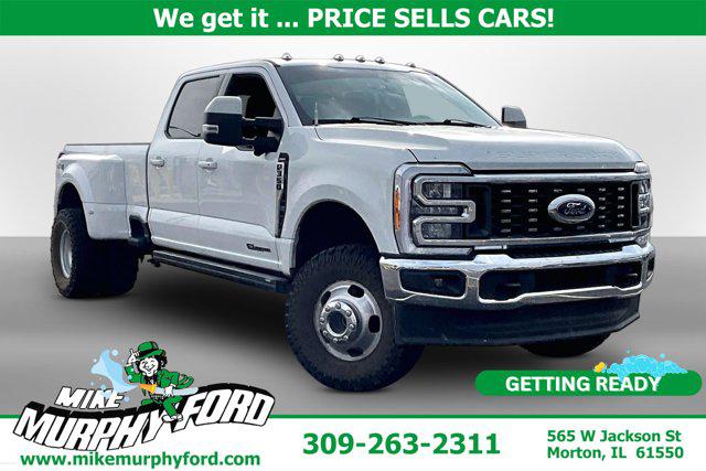 2023 Ford F-350 LARIAT for sale in Morton, IL