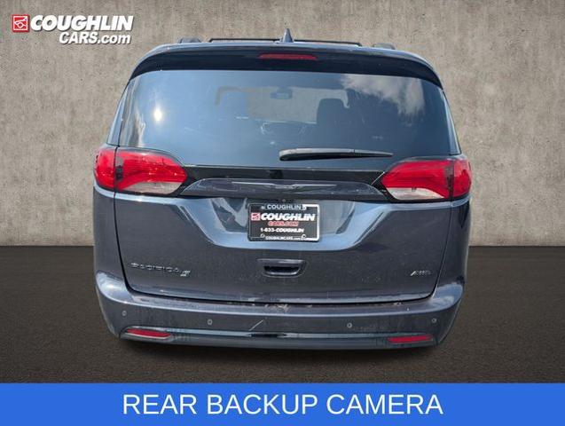 2020 Chrysler Pacifica AWD Launch Edition