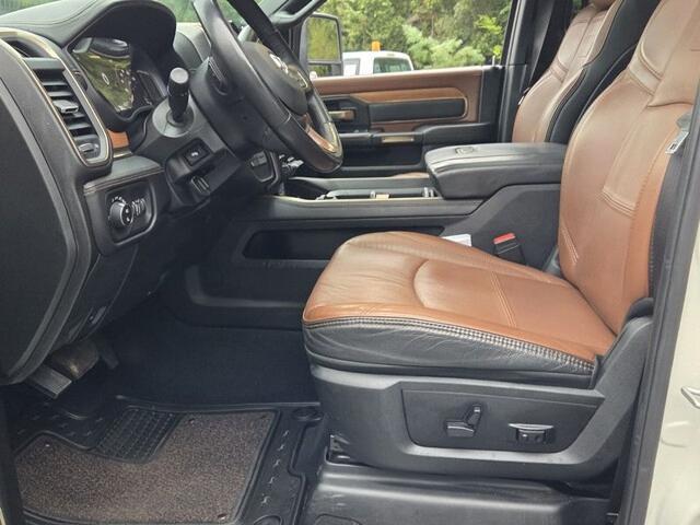 2024 Ram 3500 Limited Longhorn Crew Cab 4x4 8 Box