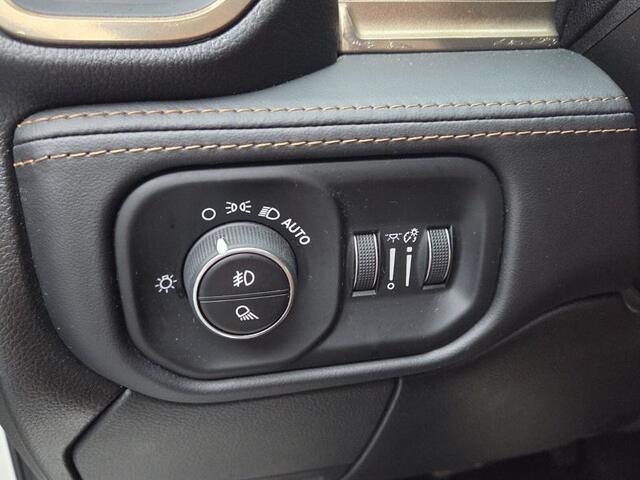 2024 Ram 3500 Limited Longhorn Crew Cab 4x4 8 Box