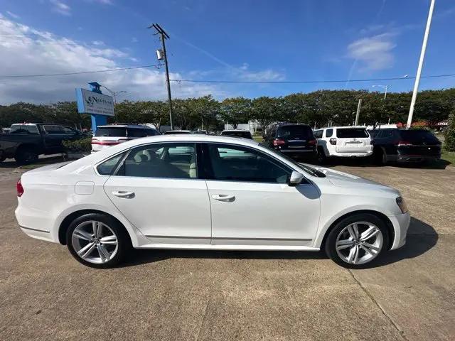 2015 Volkswagen Passat 1.8T SE