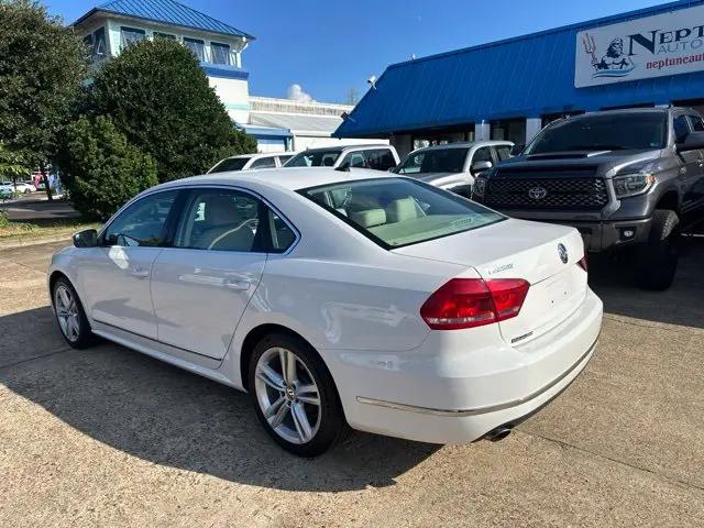 2015 Volkswagen Passat 1.8T SE