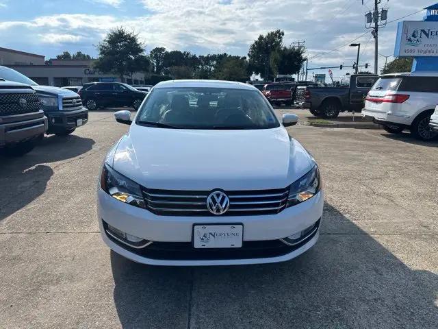 2015 Volkswagen Passat 1.8T SE
