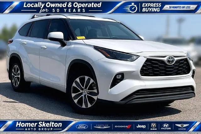 2023 Toyota Highlander XLE for sale in Olive Branch, MS