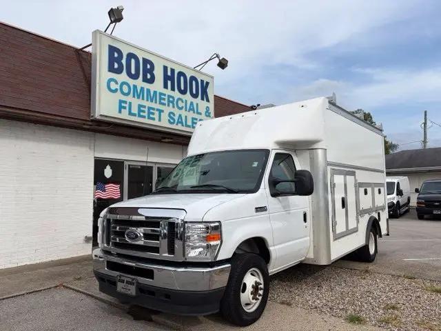 2025 Ford E-350 Cutaway E-350 for sale in Louisville, KY
