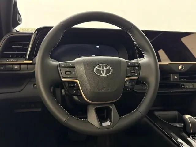 2026 Toyota Crown Platinum