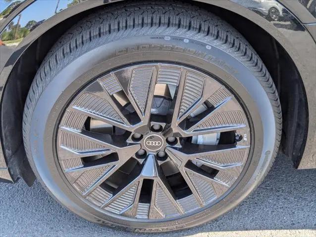 2024 Audi e-tron Prestige quattro