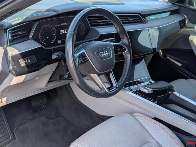 2024 Audi e-tron Prestige quattro