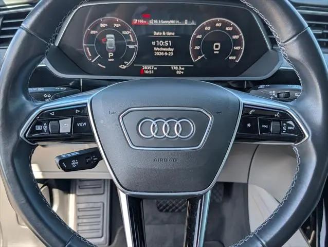 2024 Audi e-tron Prestige quattro