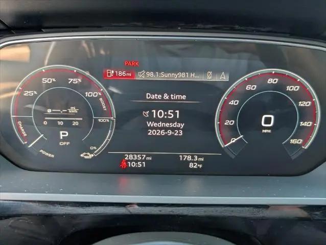 2024 Audi e-tron Prestige quattro