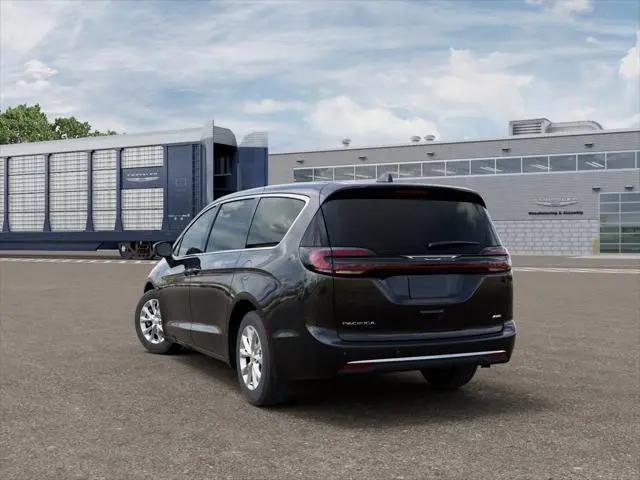 2027 Chrysler Pacifica Select AWD