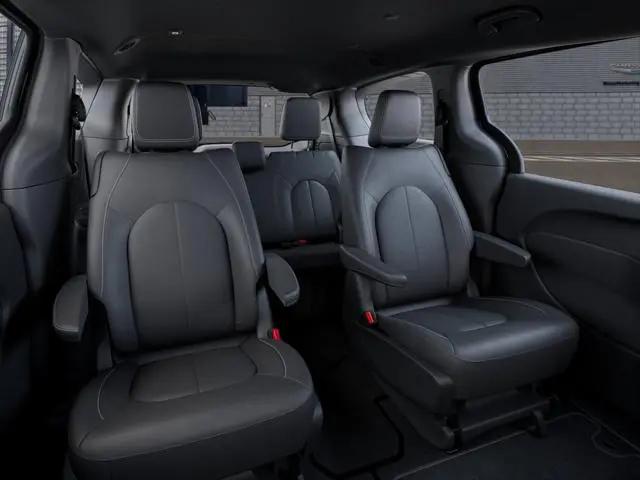 2027 Chrysler Pacifica Select AWD