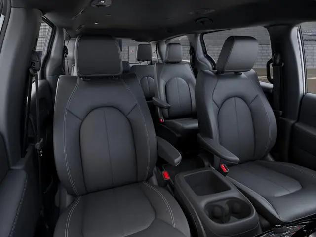 2027 Chrysler Pacifica Select AWD