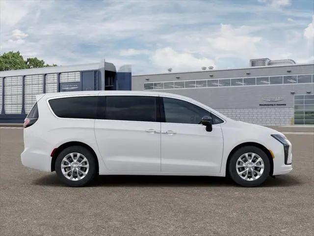 2027 Chrysler Pacifica Select AWD