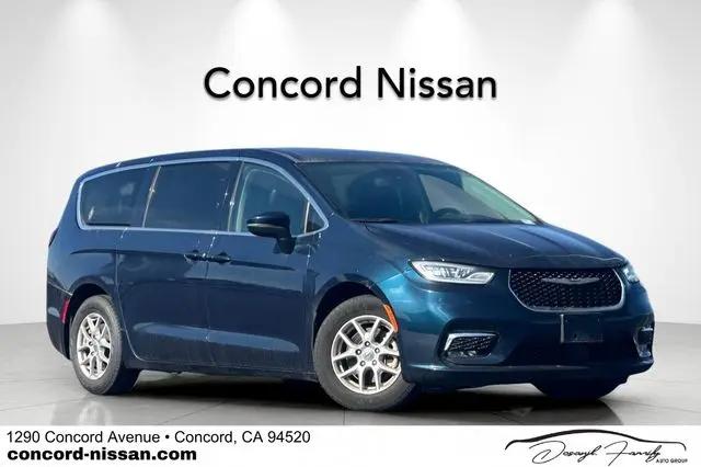 2023 Chrysler Pacifica Touring L for sale in Concord, CA