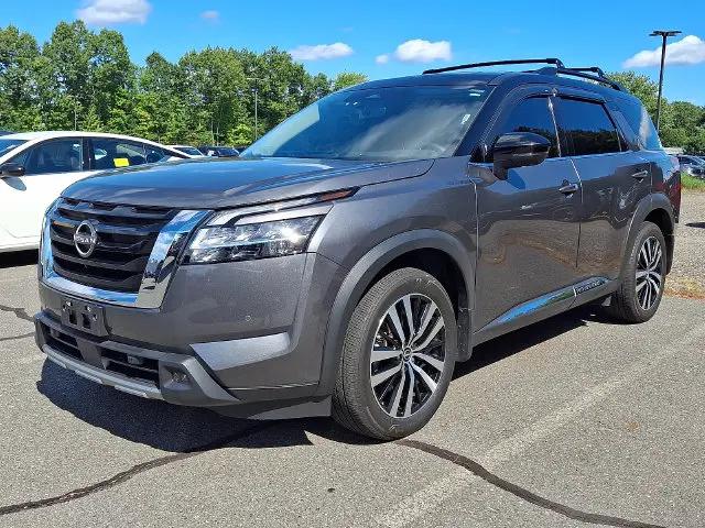 2023 Nissan Pathfinder Platinum 4WD