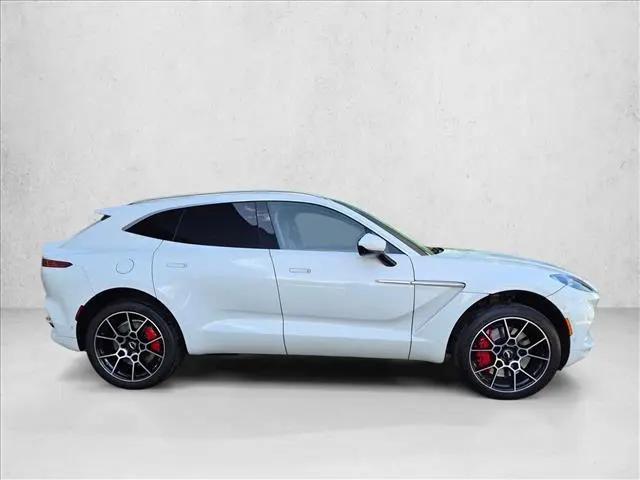 2022 Aston Martin DBX Standard