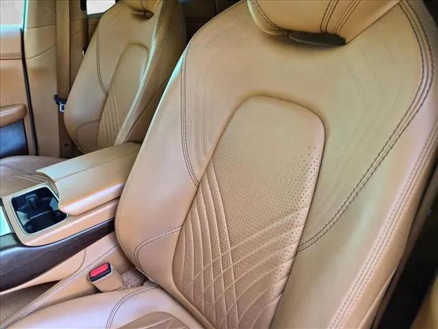 2022 Aston Martin DBX Standard