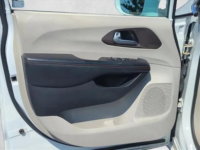2019 Chrysler Pacifica Touring L Plus