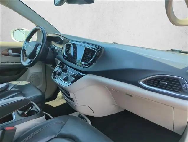 2019 Chrysler Pacifica Touring L Plus