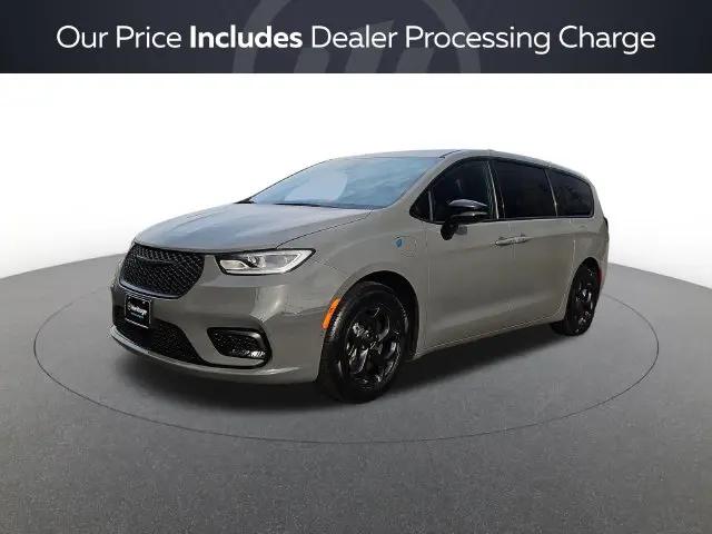 2023 Chrysler Pacifica Hybrid Limited for sale in Baltimore, MD