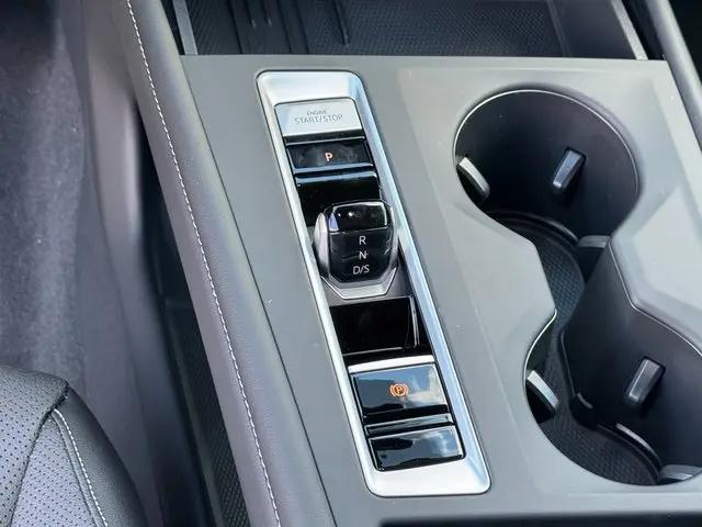 2026 Volkswagen Atlas SE