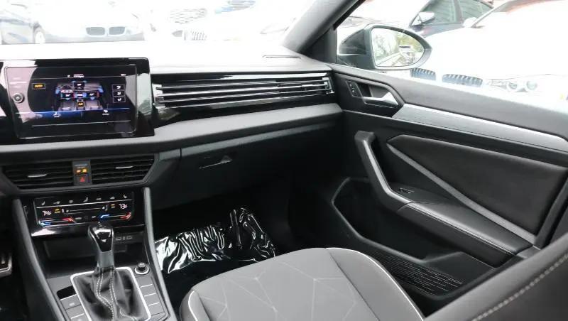 2025 Volkswagen Jetta 1.5T Sport