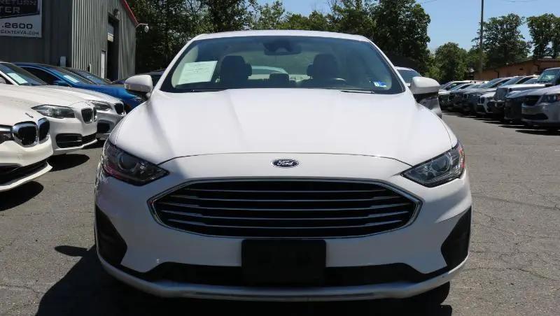 2020 Ford Fusion SE