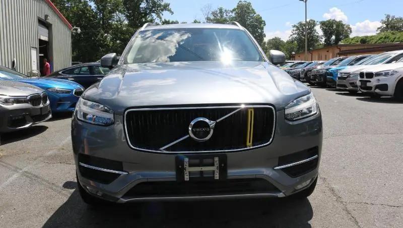 2018 Volvo XC90 T5 Momentum