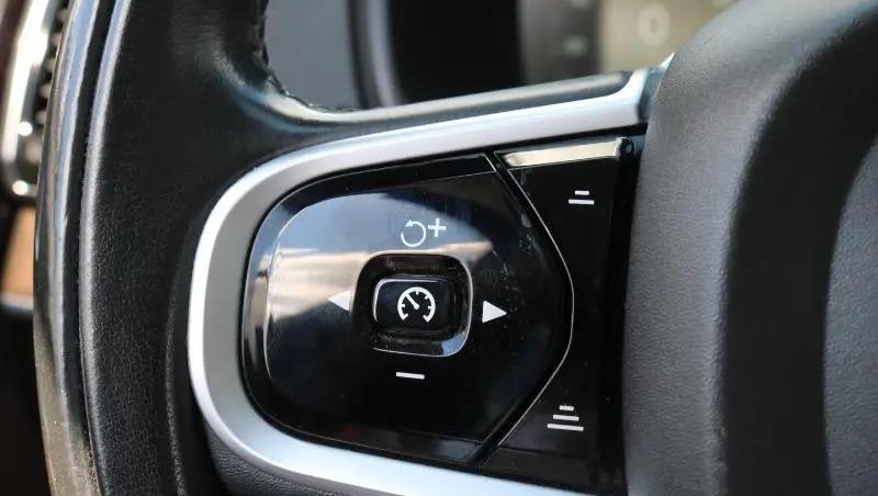 2018 Volvo XC90 T5 Momentum