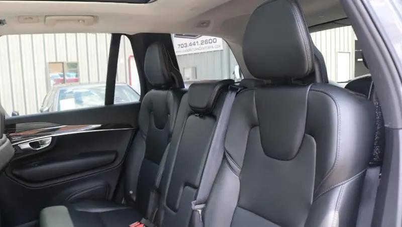 2018 Volvo XC90 T5 Momentum
