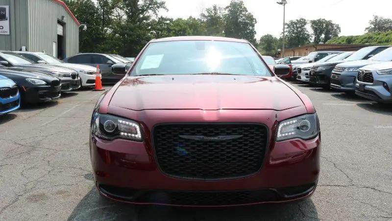 2020 Chrysler 300 Touring