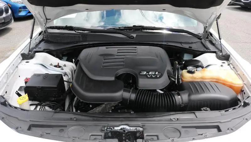2018 Chrysler 300 Touring