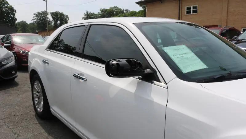 2017 Chrysler 300 C