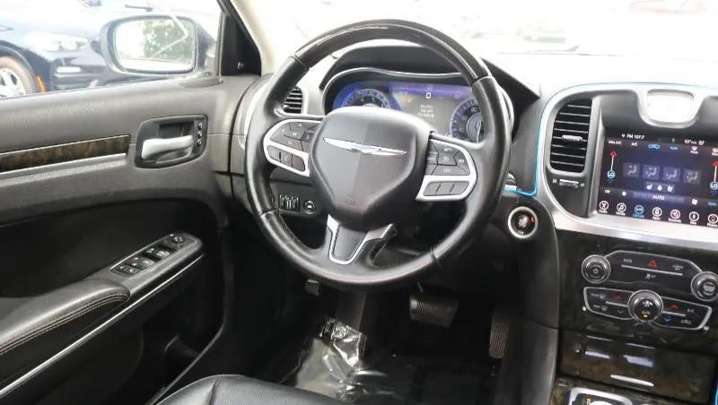 2017 Chrysler 300 C
