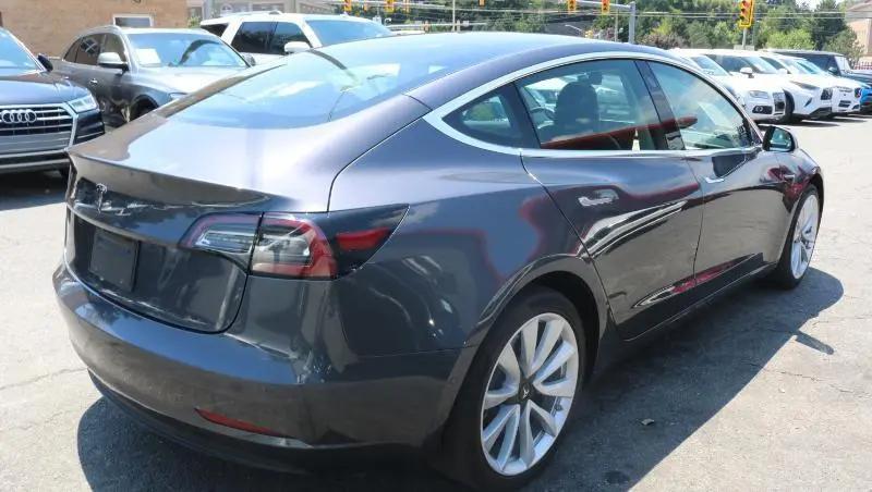 2020 Tesla Model 3 Standard Range Rear-Wheel Drive