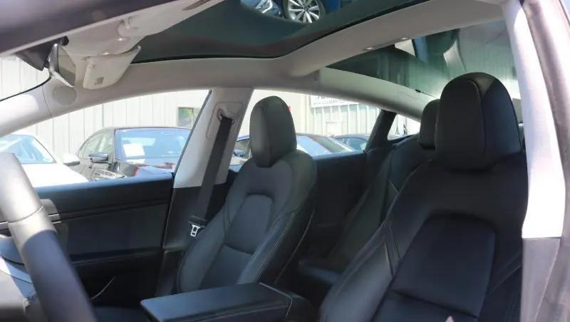 2020 Tesla Model 3 Standard Range Rear-Wheel Drive