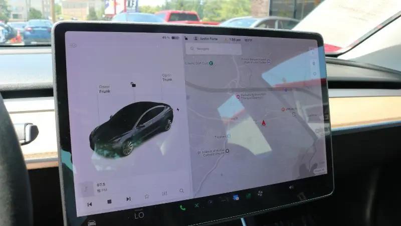 2020 Tesla Model 3 Standard Range Rear-Wheel Drive