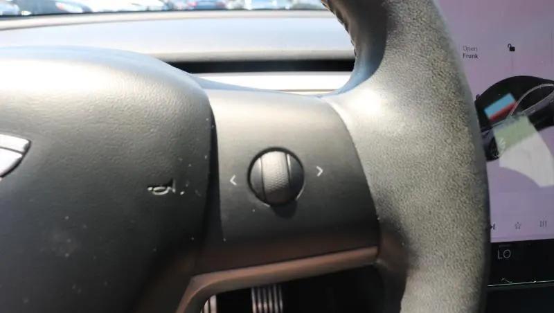 2020 Tesla Model 3 Standard Range Rear-Wheel Drive