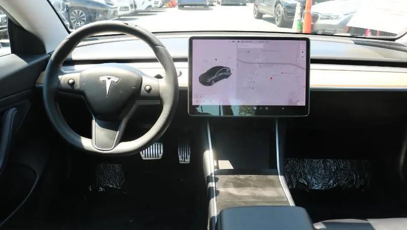2020 Tesla Model 3 Standard Range Rear-Wheel Drive