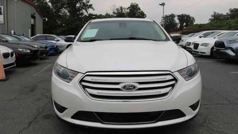 2019 Ford Taurus Limited