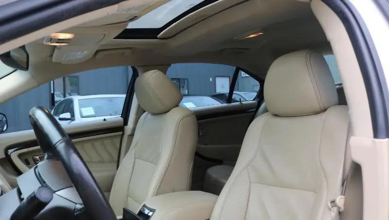 2019 Ford Taurus Limited