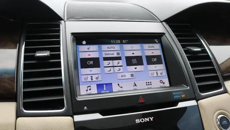 2019 Ford Taurus Limited