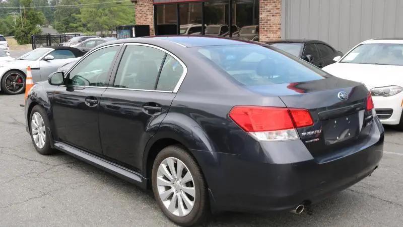 2010 Subaru Legacy 3.6R Limited