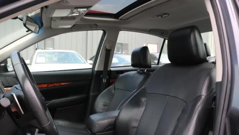 2010 Subaru Legacy 3.6R Limited