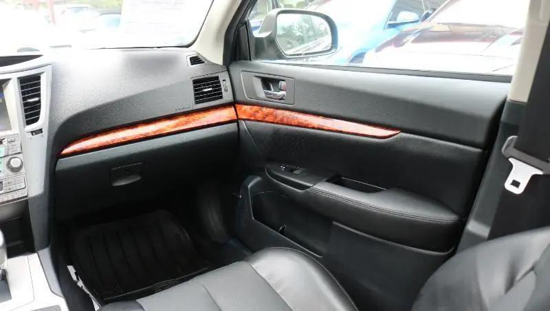 2010 Subaru Legacy 3.6R Limited